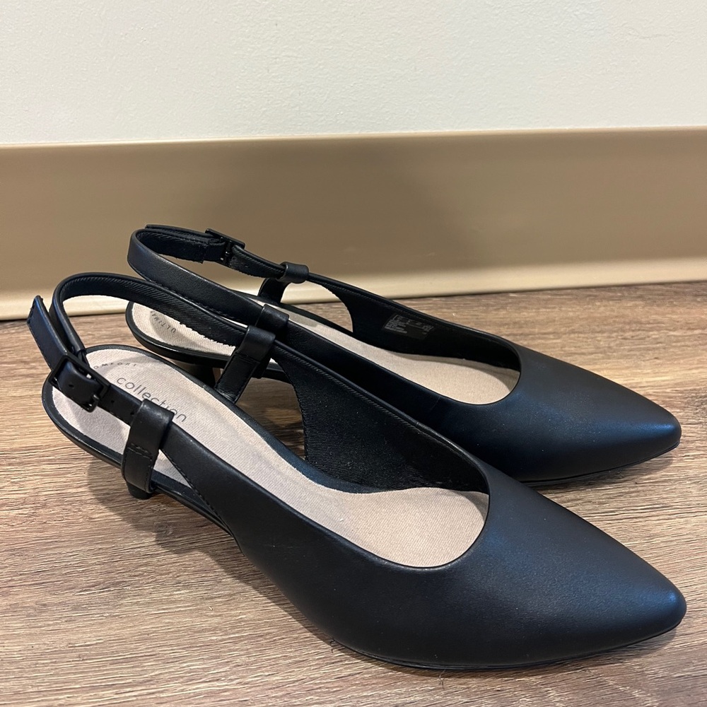 Clarks black leather kitten heel